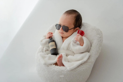 五家渠怀孕多久出现呕吐